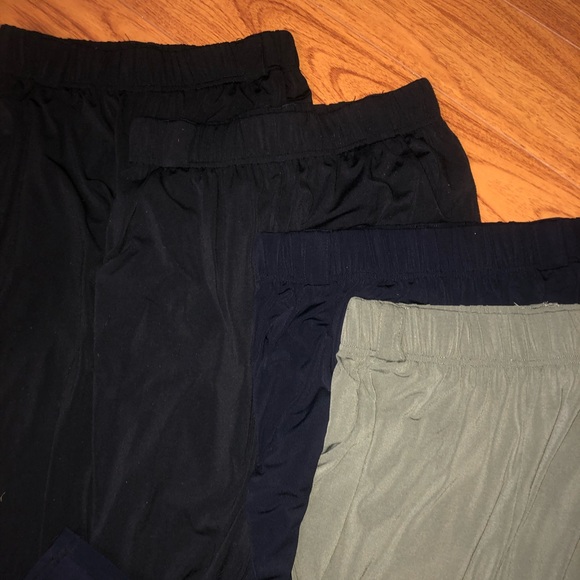 4 Comfortable Stretchy Pants - Picture 2 of 9